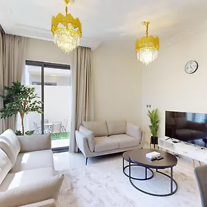 https://primestay-odora-3br-villa-damac-hills-2.dubaihotelsoffers.com
