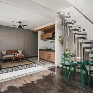 https://ayona-villa.ubudhotelsnow.com